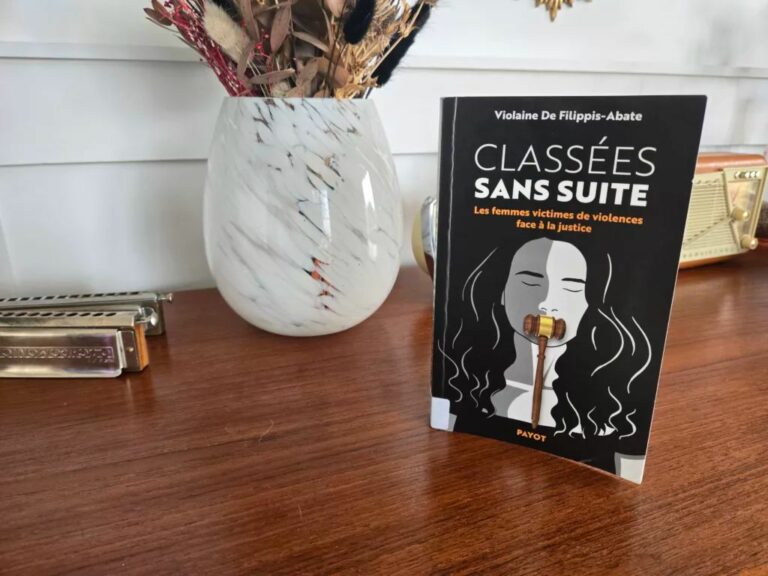 LECTURE – « Classées sans suite » de Violaine De Filippis-Abate