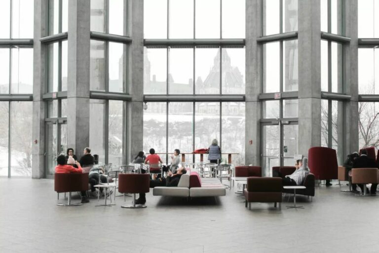 Les tensions silencieuses en entreprise, comprendre et prévenir le « silence organisationnel »